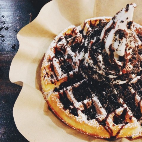 Oreo Crunch Stick Waffle (White Flakes)